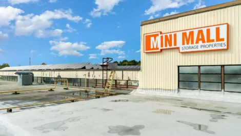 Mini Mall Storage units in Bracebridge